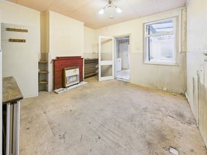 Dining Room- click for photo gallery